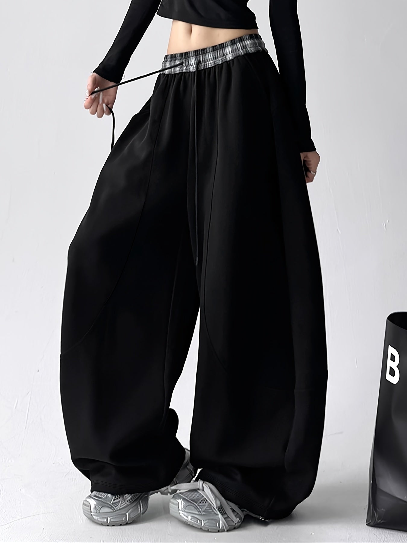 Black Oversized Wide-Leg Pants with Plaid Details