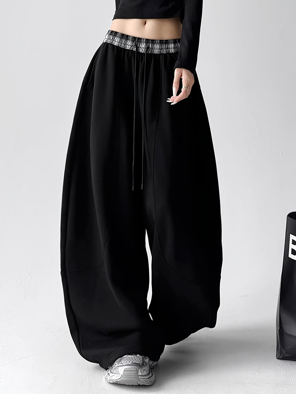 Black Oversized Wide-Leg Pants with Plaid Details