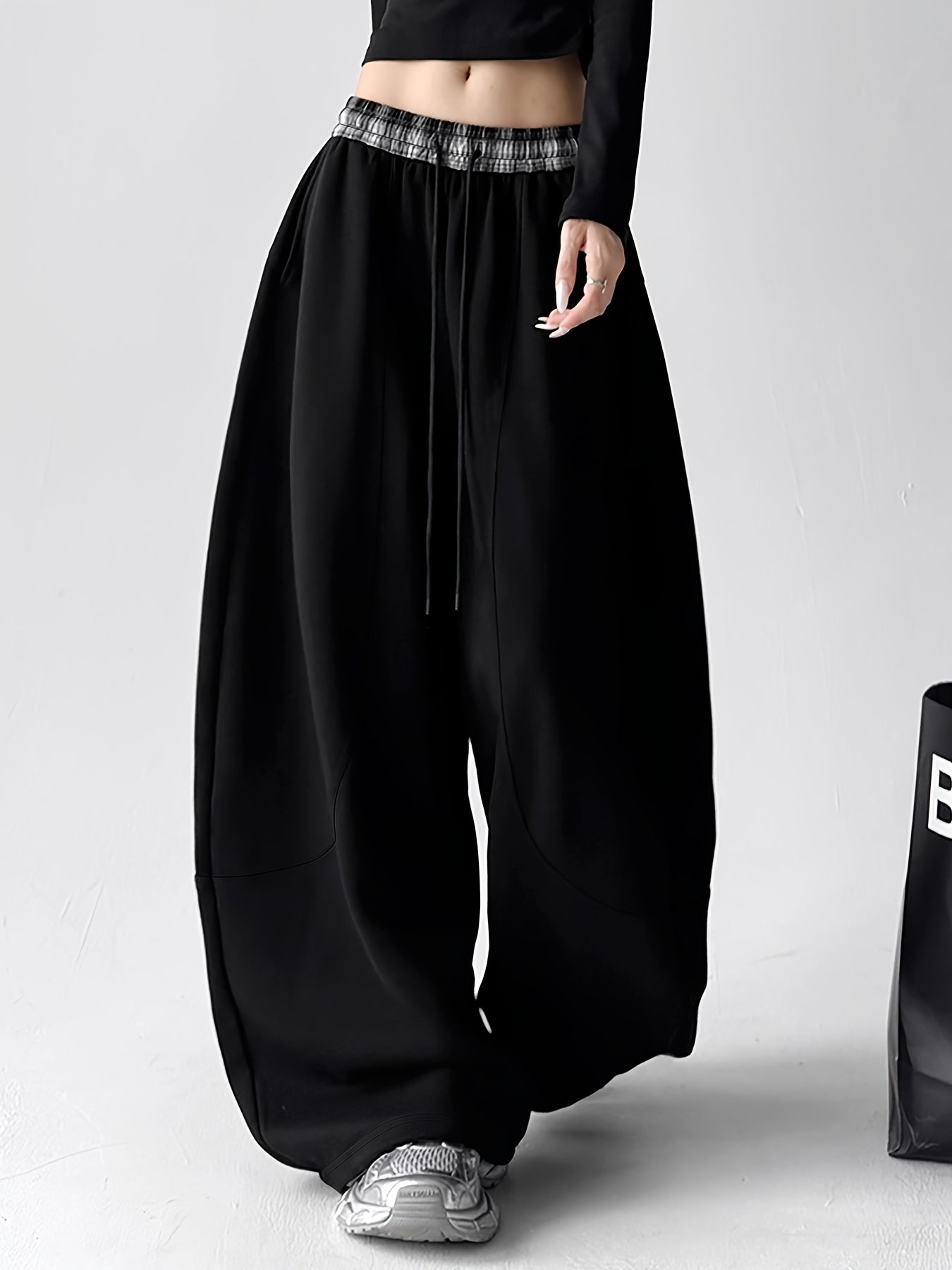 Black Oversized Wide-Leg Pants with Plaid Details